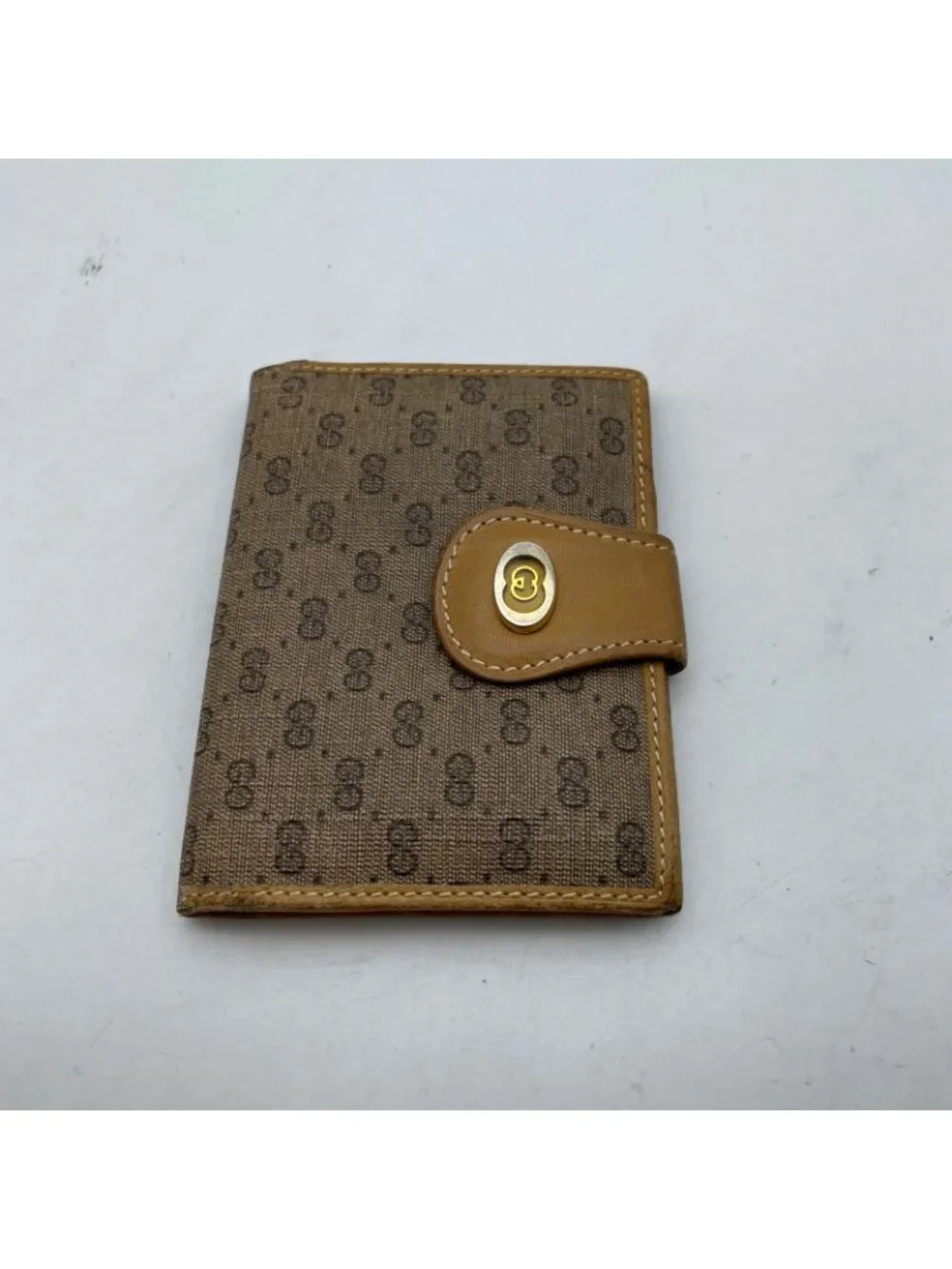 Gucci Micro GG Pattern Card Holder Pass Case Brown